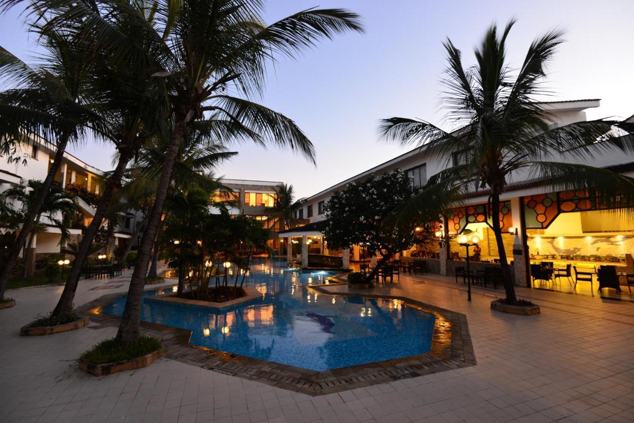 Baobab Holiday Resort بامباري المظهر الخارجي الصورة